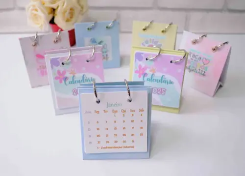 Mini Calendário de Mesa 2026