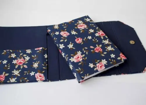 Agenda 2024 Feminina Floral Marinho