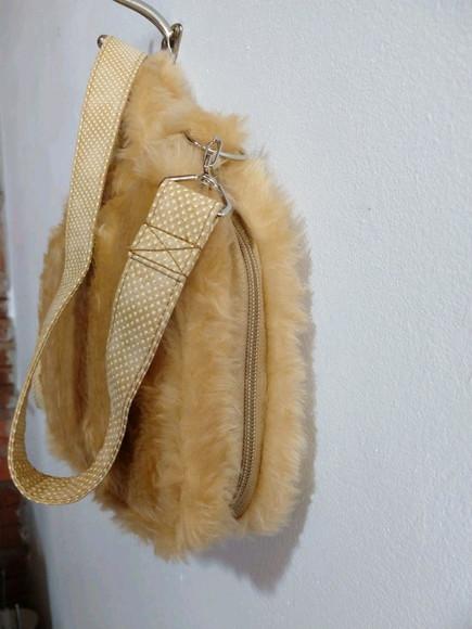Capa de Bíblia pelúcia