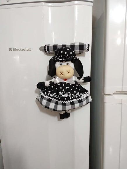 Puxador de geladeira.