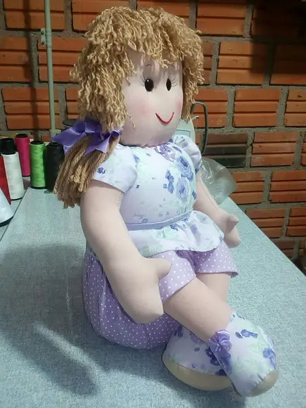 Boneca Porta Treco.