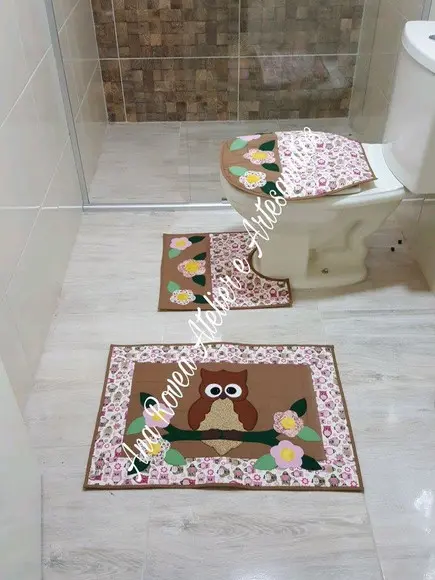 Jogo de banheiro.