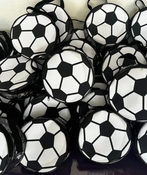 Necesserie Bola Futebol Lembrancinha de Aniversário