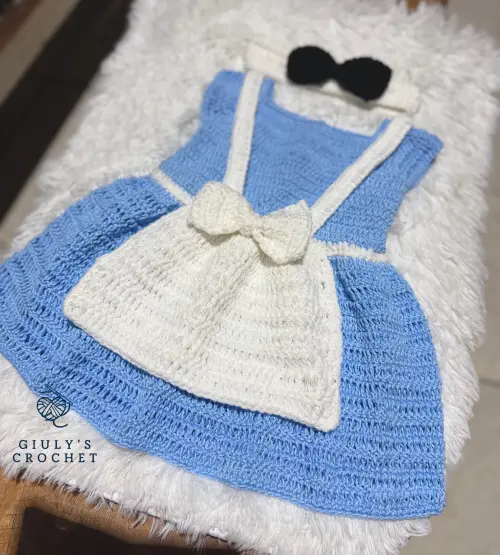 Vestido Alice no País das Maravilhas em Crochê