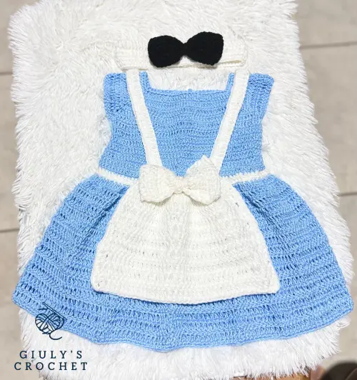 Vestido Alice no País das Maravilhas em Crochê
