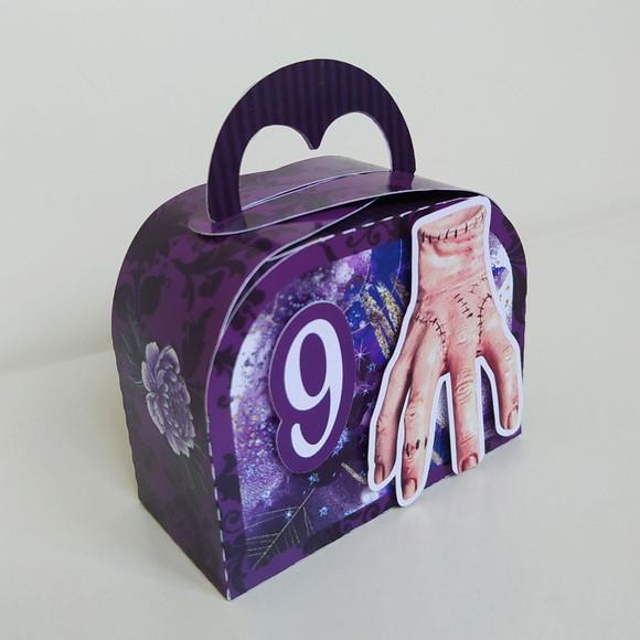 Kit 24 Personalizados Wandinha