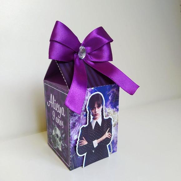 Kit 60 Personalizados Wandinha