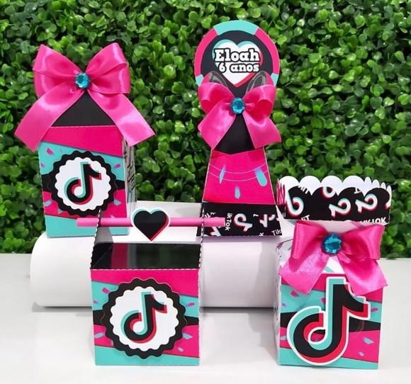 Personalizados Tik Tok Menina (24 Peças)