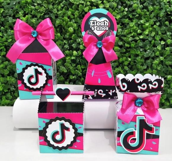 Personalizados Tik Tok Menina (60 Peças)