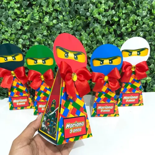 Caixa Pirâmide Ninjago Lego