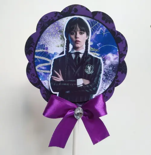Centro de Mesa Personalizado Wandinha