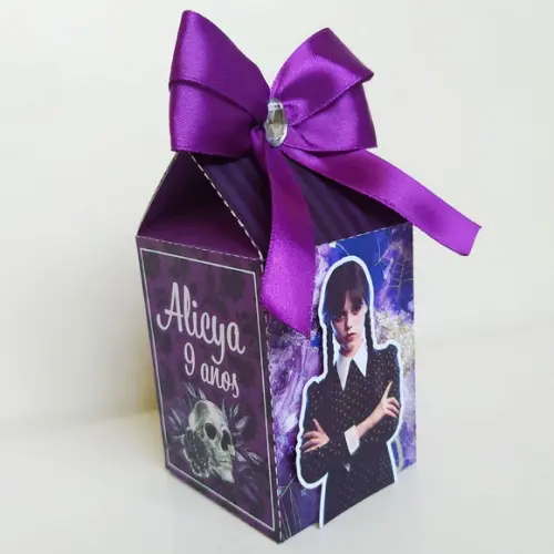 Kit 40 Personalizados Wandinha
