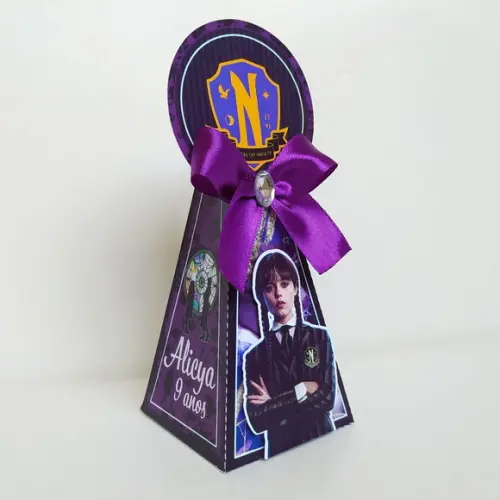 Kit 60 Personalizados Wandinha