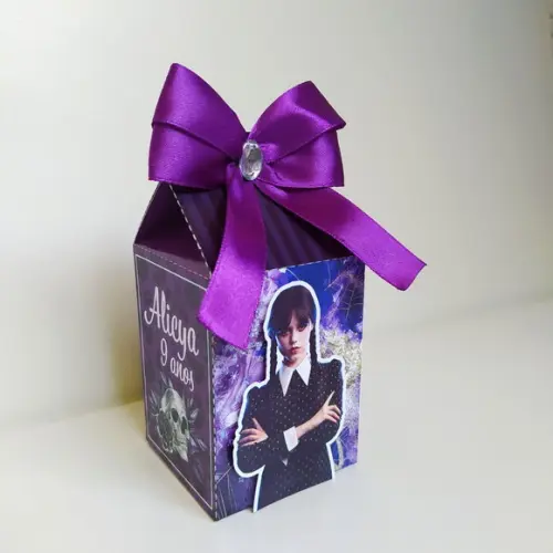 Kit 60 Personalizados Wandinha