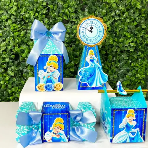 Kit de Personalizados Cinderela(32 Peças)