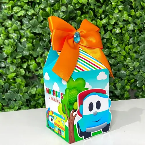 Kit de Personalizados Léo o Caminhão ( 20 Peças)