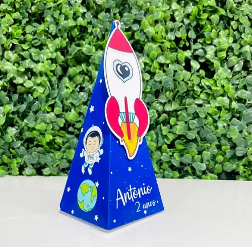 Kit Personalizados Astronauta/ Espaço ( 40 Peças)