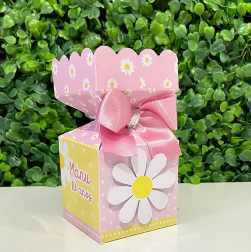 Personalizados Margaridas ( Kit 32 Caixas)