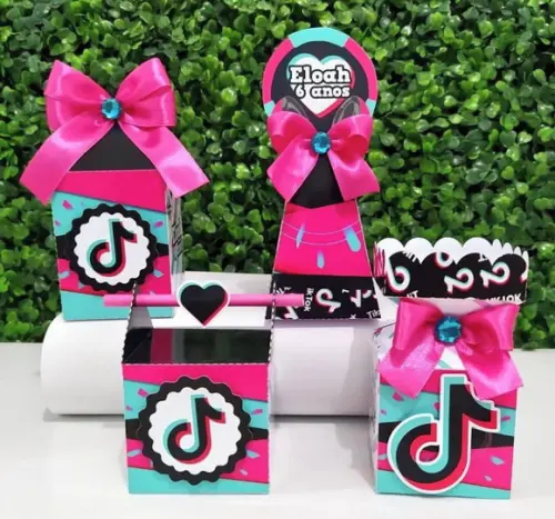 Personalizados Tik Tok Menina (32 Peças)