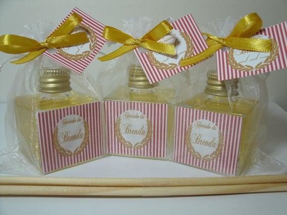 Aromatizador em Frasquinho Cubo
