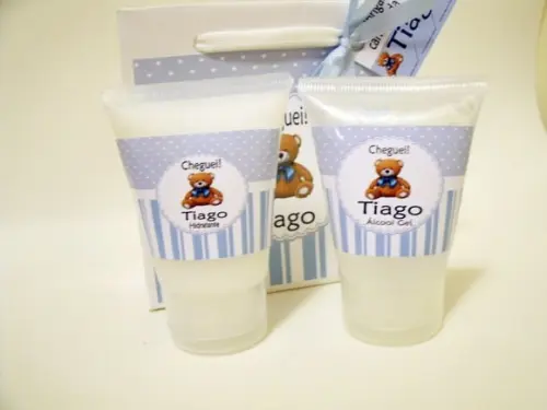 Kit ( alcool gel + hidratante)