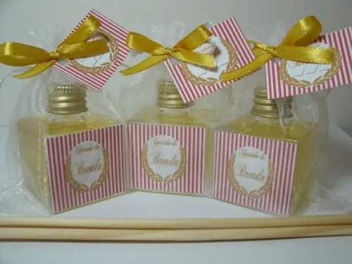 Aromatizador em Frasquinho Cubo