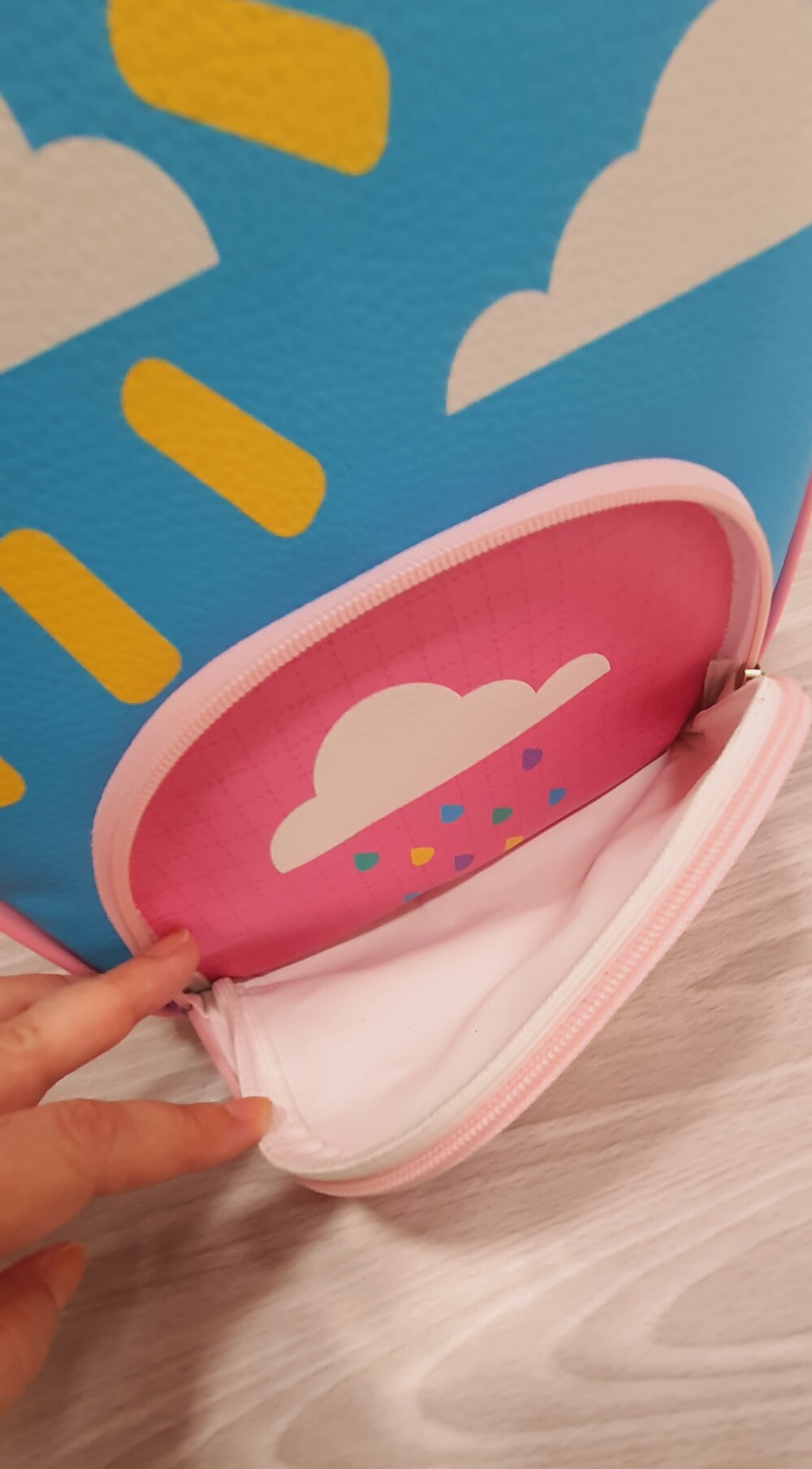Mochila Infantil - Média -  Arco-Iris - Pronta Entrega - Peça U
