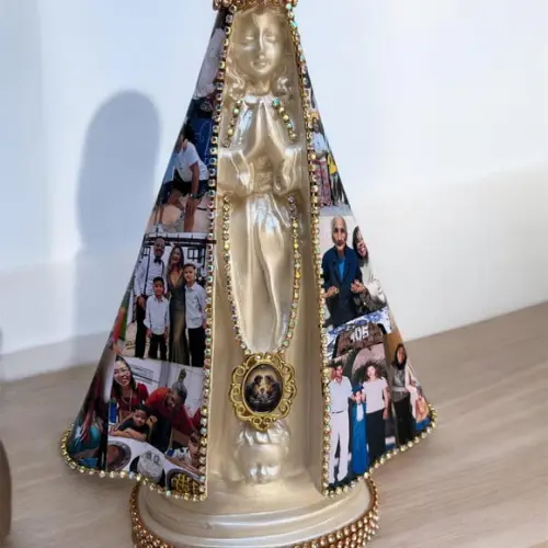Nossa Senhora Aparecida Personalizada com o manto em Fotos