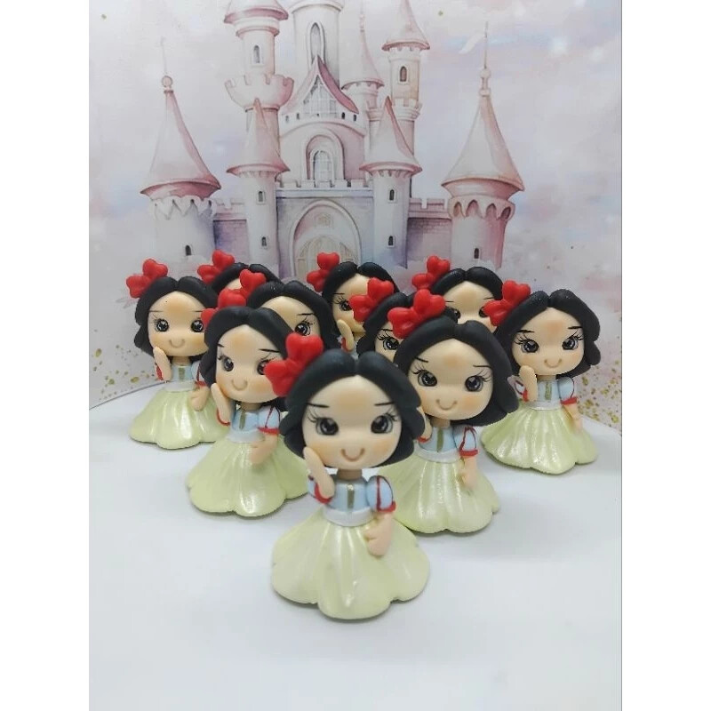 Kit 10 Aplique para lembrancinhas em biscuit Branca de neve