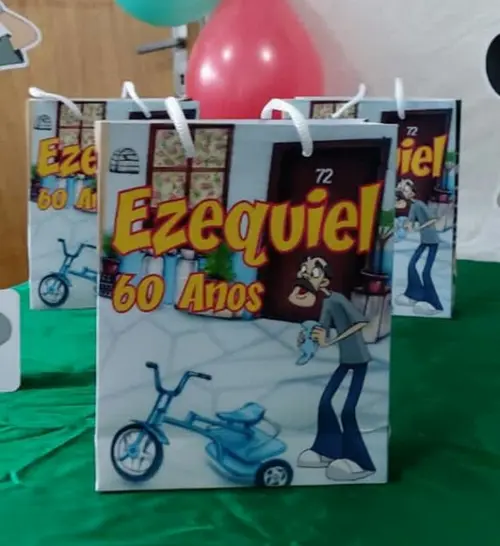 Sacola de Papel - Personalizada 18x10x4 c/ 10 Unid.