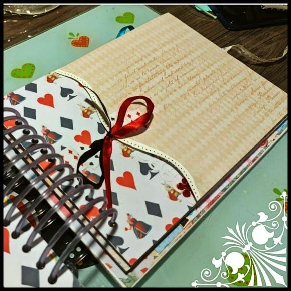 Álbum Alice no País das Maravilhas