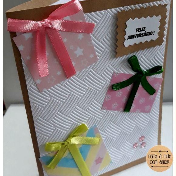 Cartão de Aniversário - Presentes I Rosas e Azuis