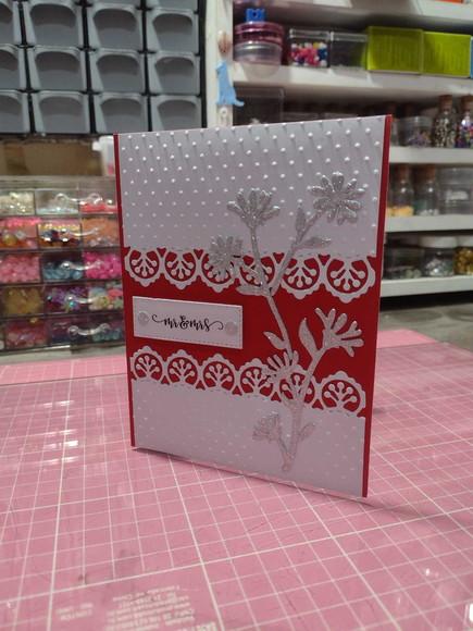 Convite de Casamento - Celebração em Vermelho e Prata