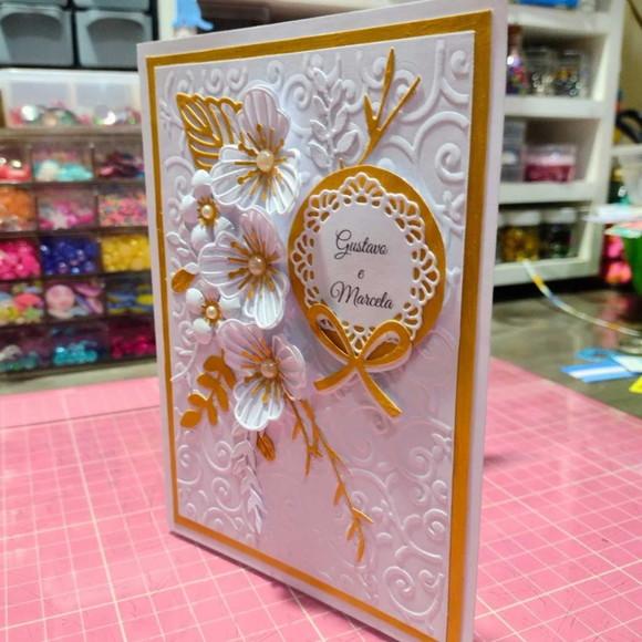 Convite de Casamento - Brilho Dourado