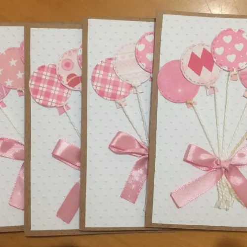 Cartão de Aniversário - Balões Coloridos (azul ou Rosa)