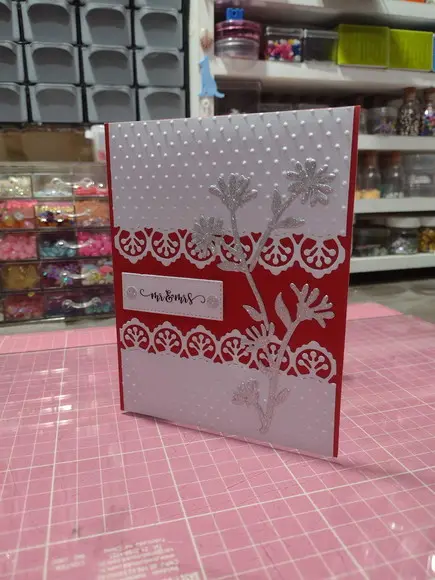 Convite de Casamento - Celebração em Vermelho e Prata