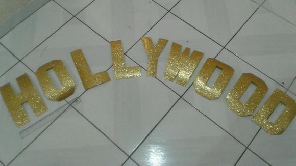 Letras Hollywood