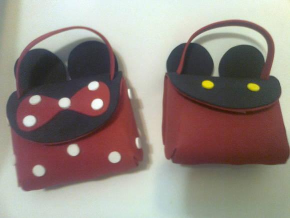 Bolsinha da Minnie e Mickey