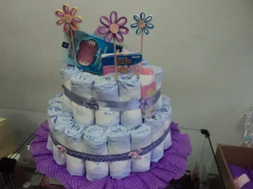 Bolo de Fraldas descartáveis