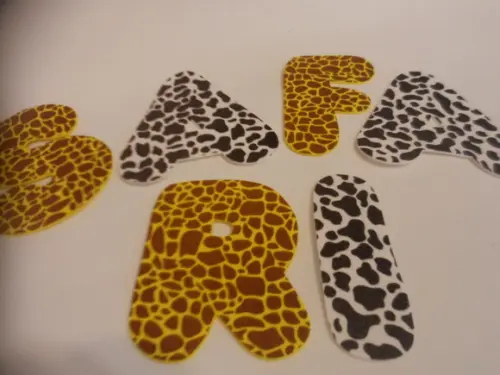 Letras em E.V.A. Safari