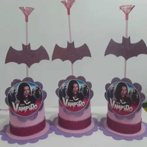 10 Centros de Mesa Chica Vampira