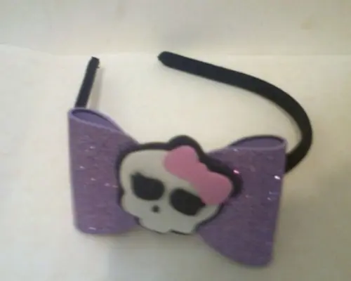 Tiara com Laço Monster Higth