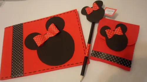 10 Cadernos de Desenhon Minnie