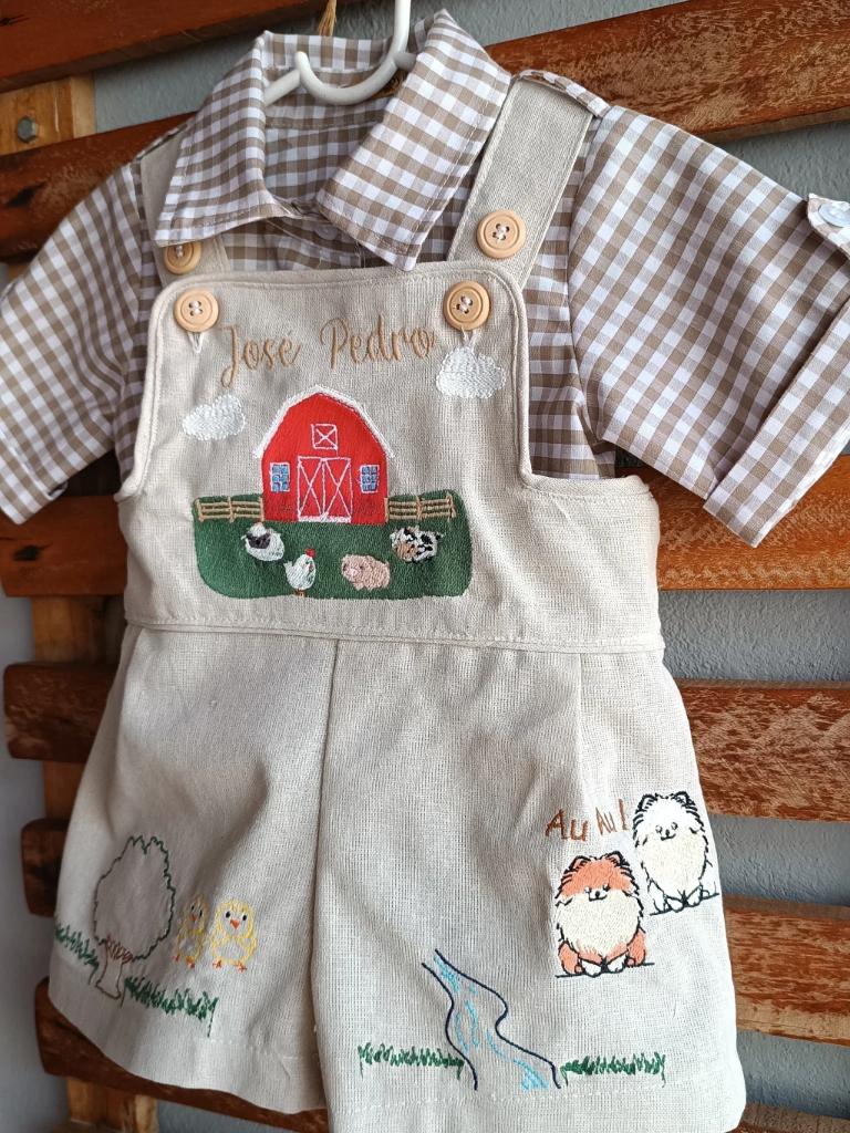 Body temático Fazendinha com jardineira personalizada