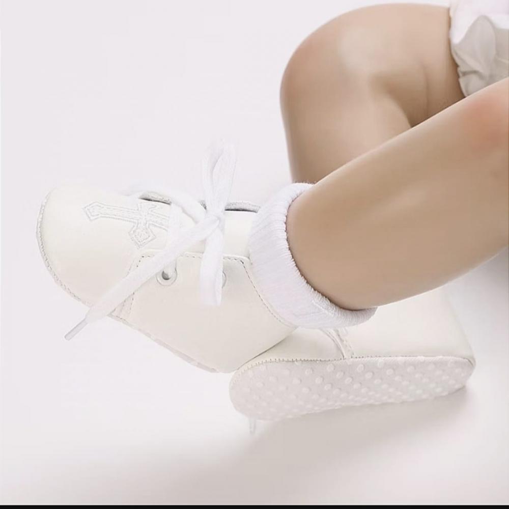 Sapatinho de Batizado Cruz Menina