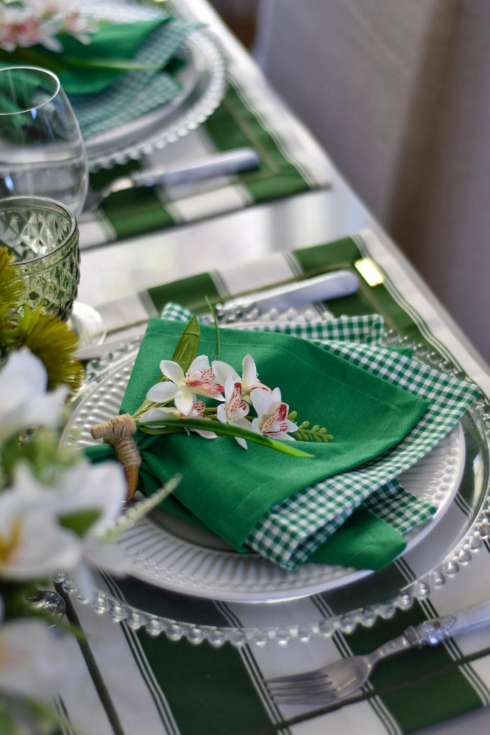 Mesa Posta dia dos Pais Verde e Branca 6 Lugares