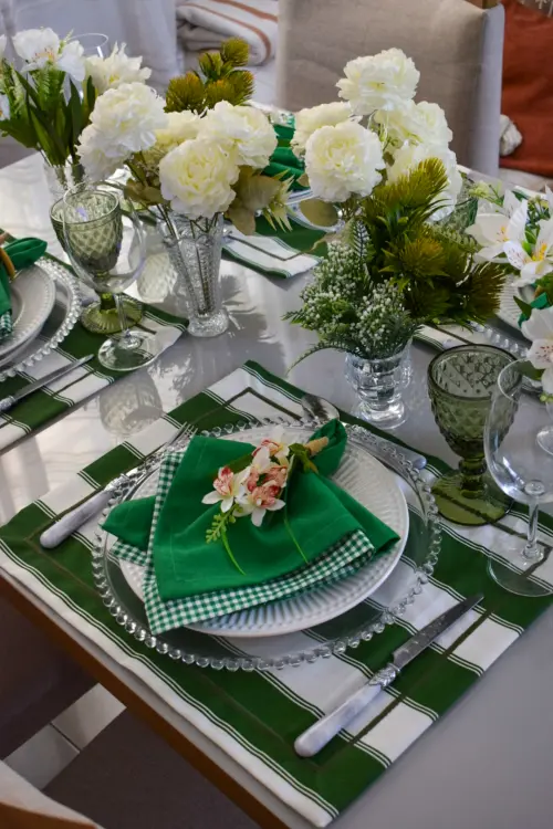 Mesa Posta dia dos Pais Verde e Branca 8 Lugares