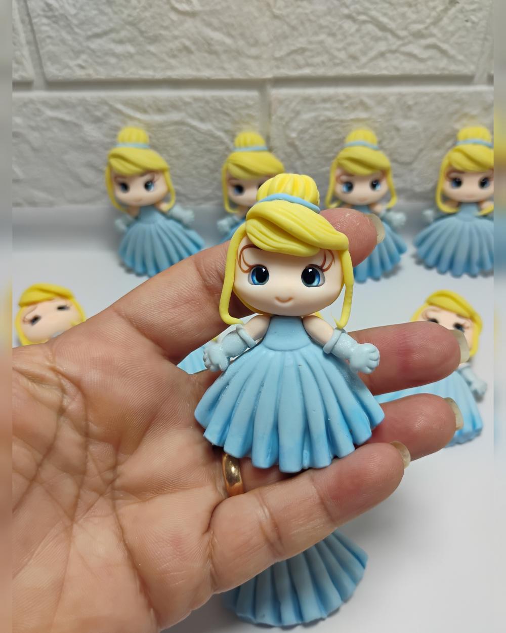 Apliques personalizados biscuit princesa Cinderela.