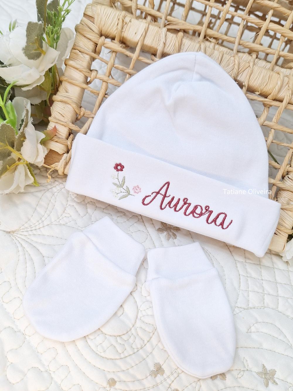 Touca de bebê recém nascido bordada - Touca de bebê personaliz