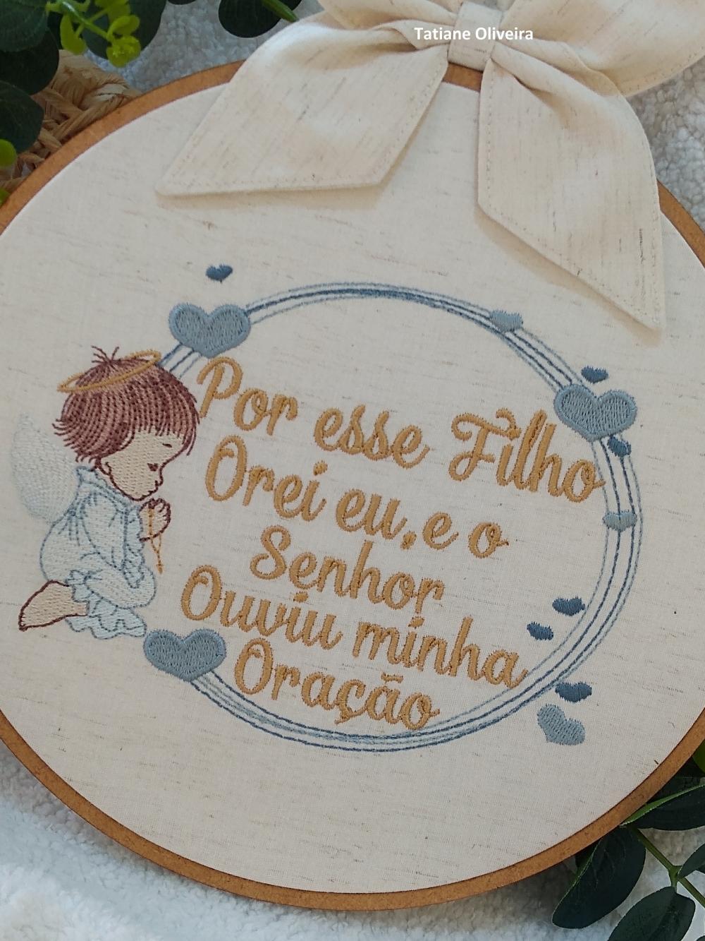 Enfeite maternidade bastidor bordado - Versículo